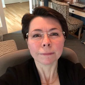 Meet your Posher, Sharon